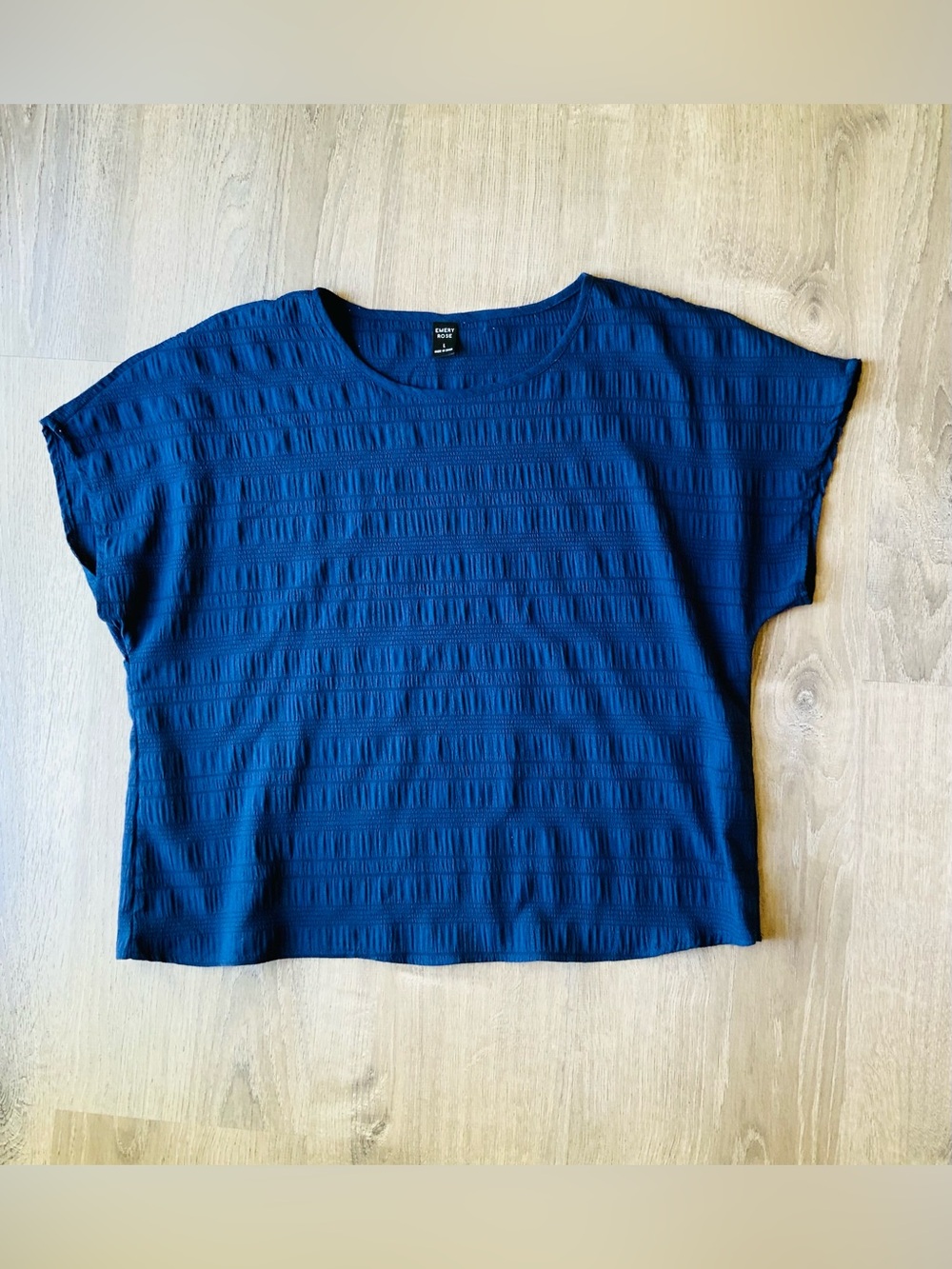 Emery Rose Navy Textured Blouse Women's Large